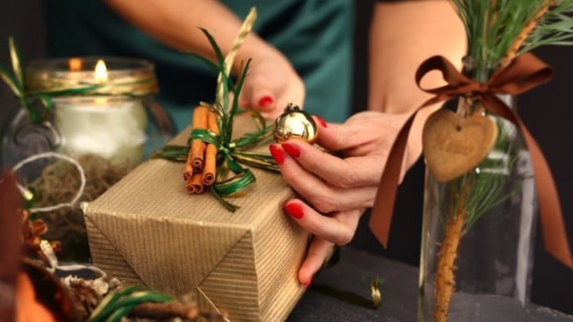 Surprise your employees with a thank-you gift