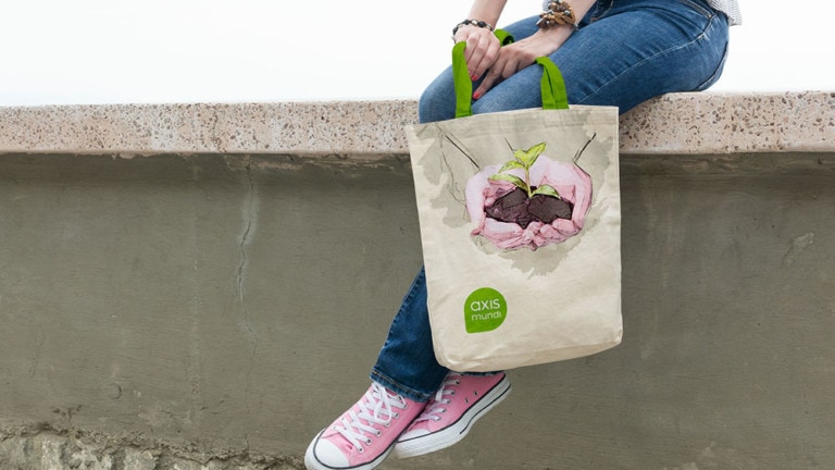 Canvas bags as promotional gifts