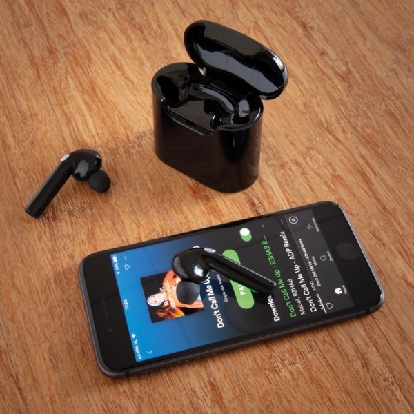 Headphones & Earbuds Liberty wireless earbuds in charging case