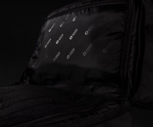 Bags & Travel & Textile Swiss Peak RFID duffle with suitcase opening