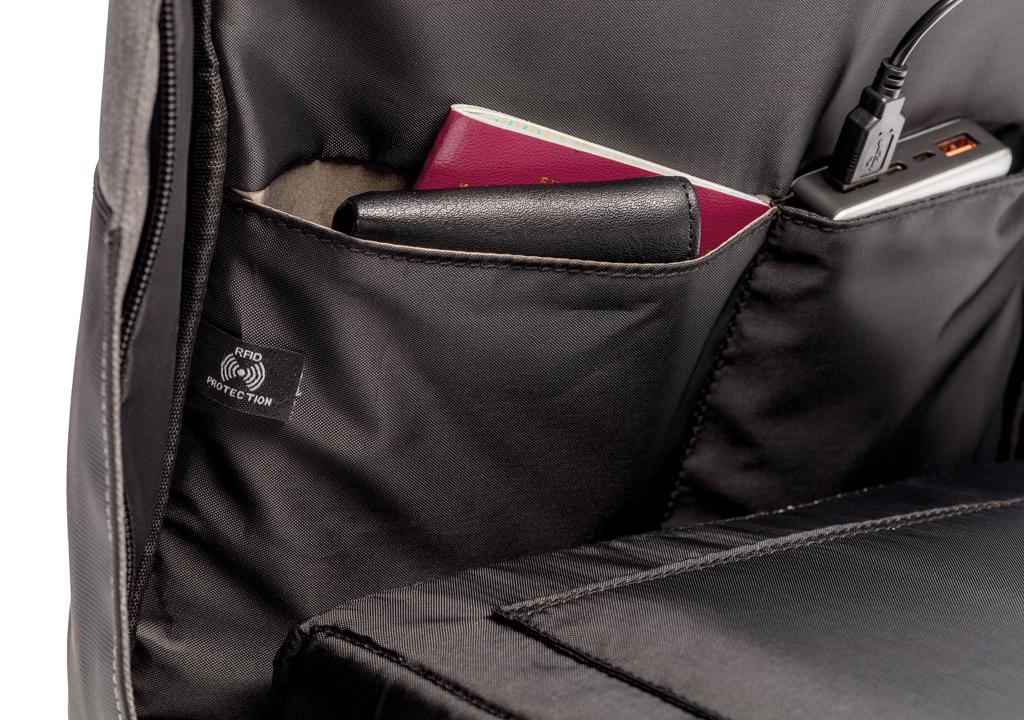 Anti-theft backpacks Swiss Peak RFID anti-theft 15″ laptop backpack