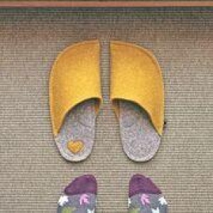 Eco Gifts 100% natural felt slippers “Made by Bears”