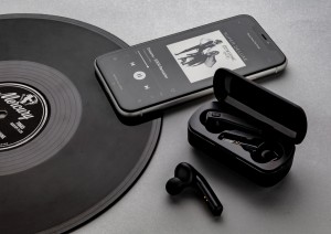 Headphones & Earbuds Free Flow TWS earbuds in charging case