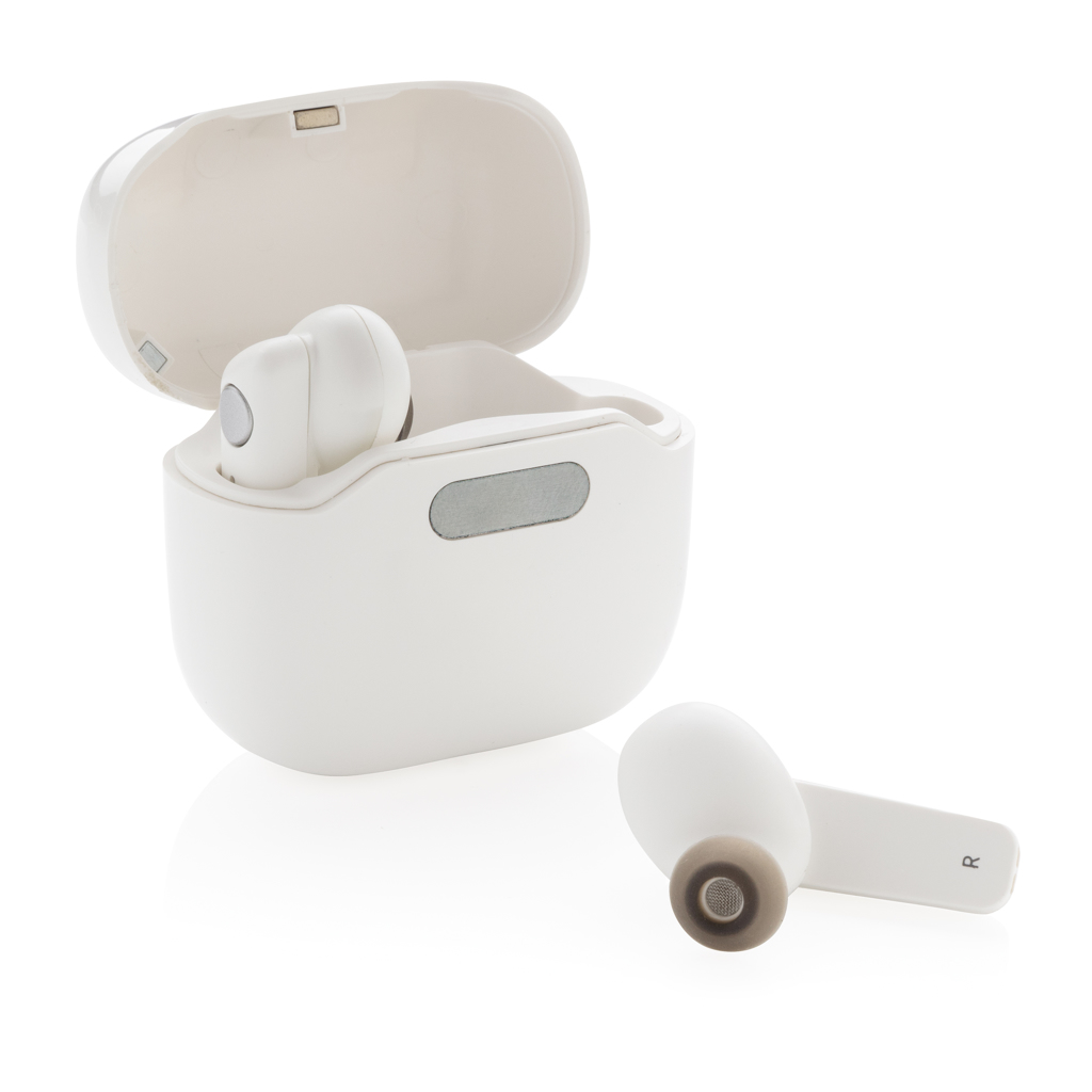 Headphones & Earbuds TWS earbuds in UV-C sterilising charging case
