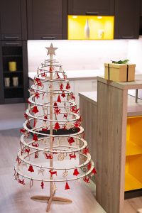 Design Products Wooden Christmas tree Spira – large