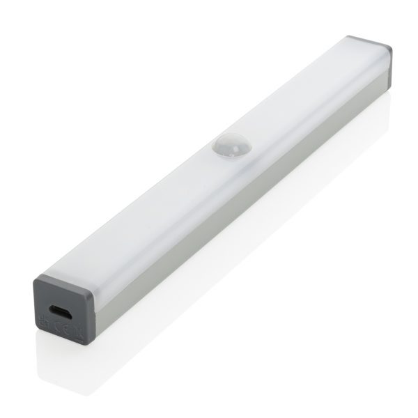 Light USB-rechargeable motion sensor LED light medium
