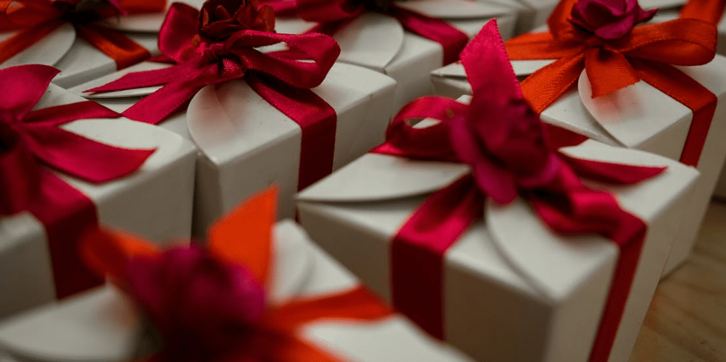 Tips to Ensure Your Business Gift is Not a Bribe