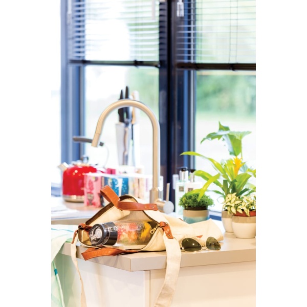 Bottles Lockable infuser bottle