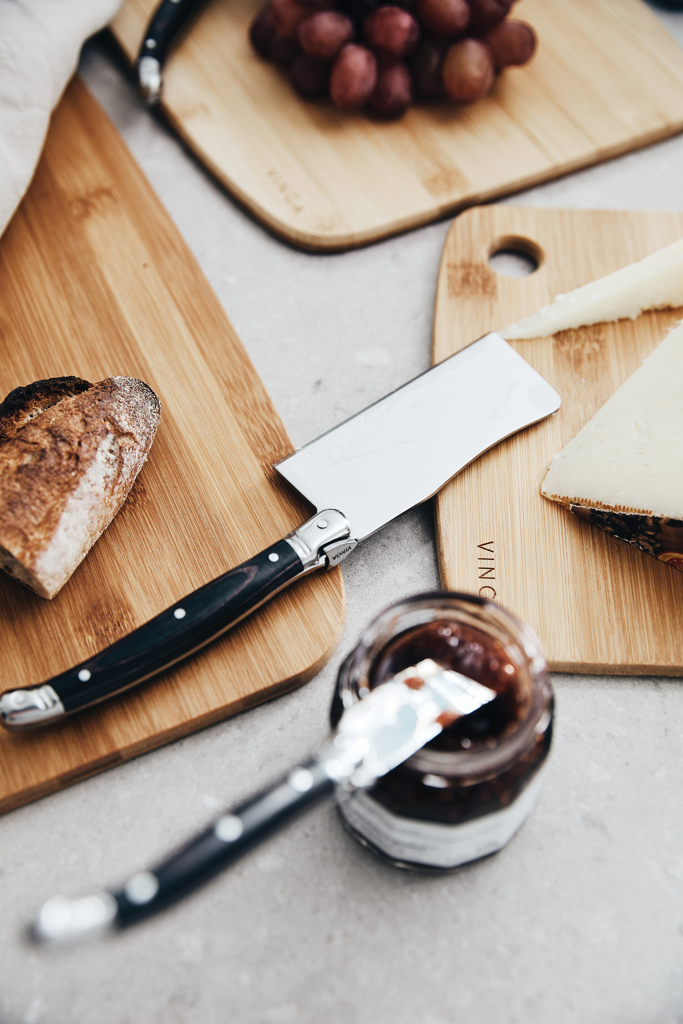 VINGA Gigaro cheese knives Home & Living & Outdoor VINGA Gigaro cheese knives