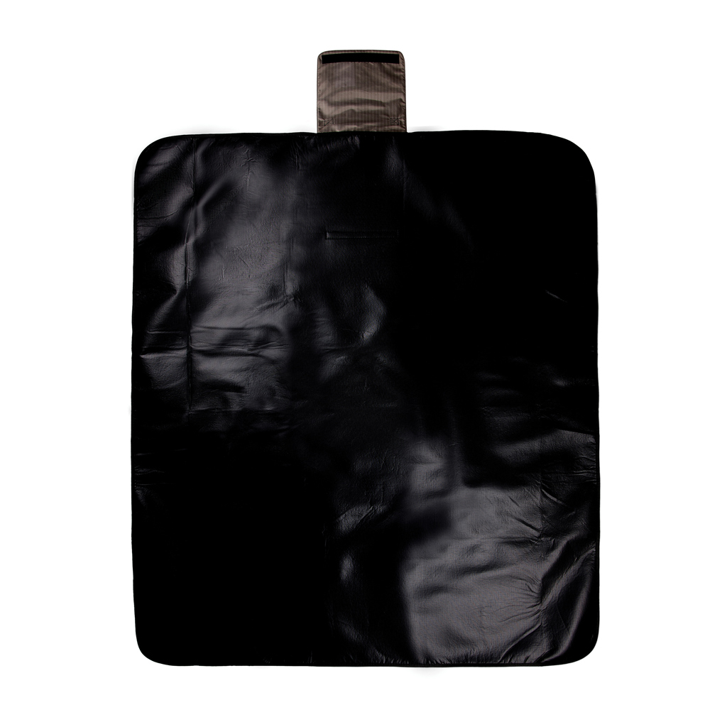 VINGA Baltimore RCS picnic blanket Eco Gifts VINGA Baltimore RCS picnic blanket