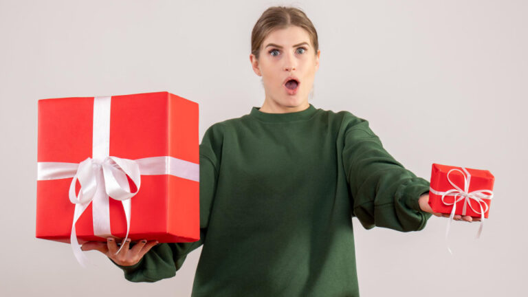Big annual gift vs. small frequent gifts