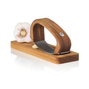 Eco Gifts AdHoc RoccaAlio Garlic press with chopping board